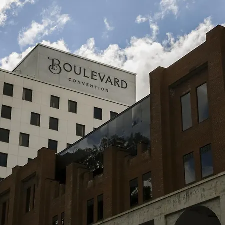 Plaza Hotel & Boulevard Convention - Vale Dos Vinhedos-3