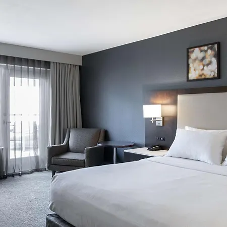 Hilton Garden Inn Minneapolis - University Area-3