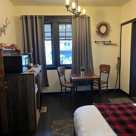 Mrs. Anderson'S Lodging-2