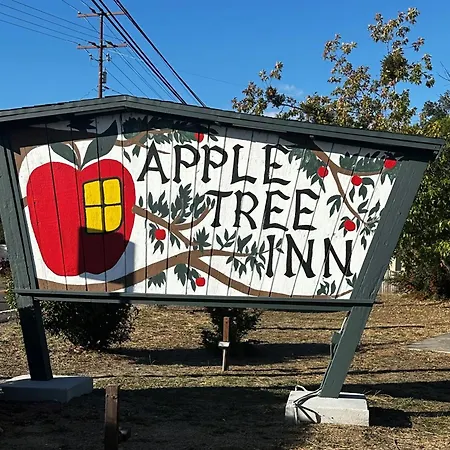 Apple Tree Inn-3