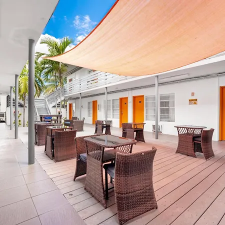 Travelodge By Wyndham Miami Biscayne Bay-3
