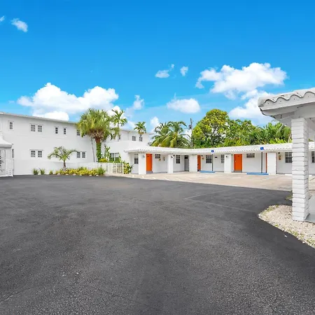 Travelodge By Wyndham Miami Biscayne Bay-2