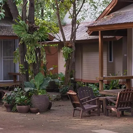 Veranda Lodge-3