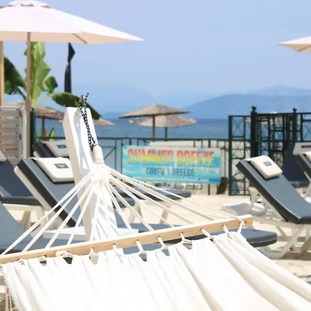 Stavros On The Beach Studios And Apartments-2