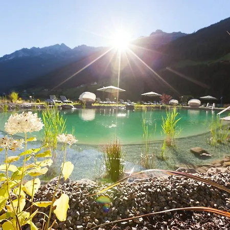 Alpeiner - Nature Resort Tirol-2