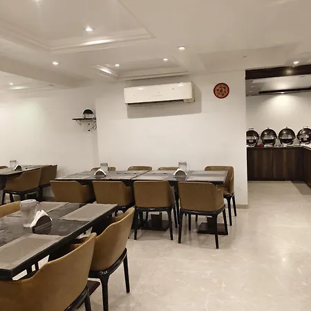 Hotel Supreme - Cuffe Parade-2