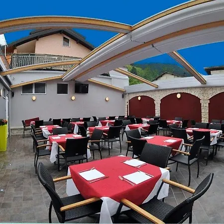 Albergo Alla Torre-3