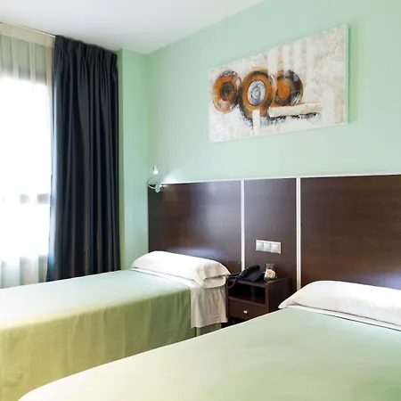 Hostal Avenida Barajas-2