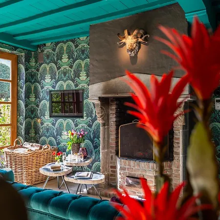 Exclusive Suites The Secret Garden-2