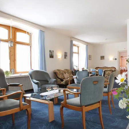 Hotel Stätzerhorn-2