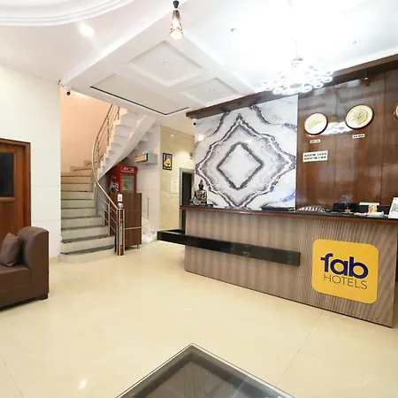 Fabhotel Alpine Tree-2