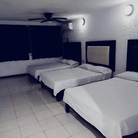 Hotel Acuario-3