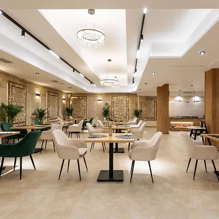 Amar Design Hotel By Hmg-2