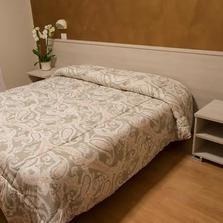 Hotel Cecco-2
