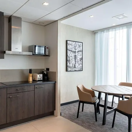 Radisson Hotel & Suites Amsterdam South-3