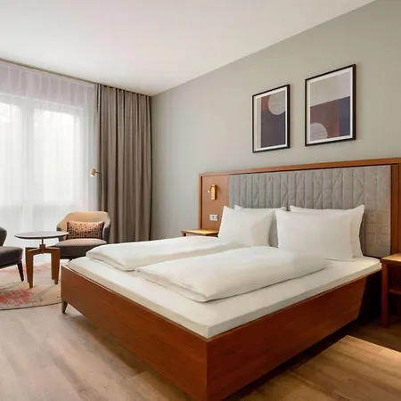 Ramada By Wyndham Duesseldorf Ratingen-3