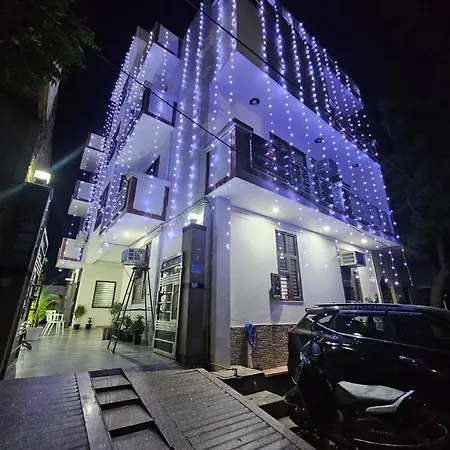 Shri Krishna Divine Dham-3