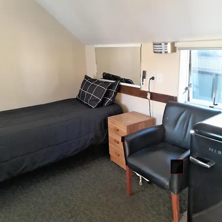 747 Motel-3