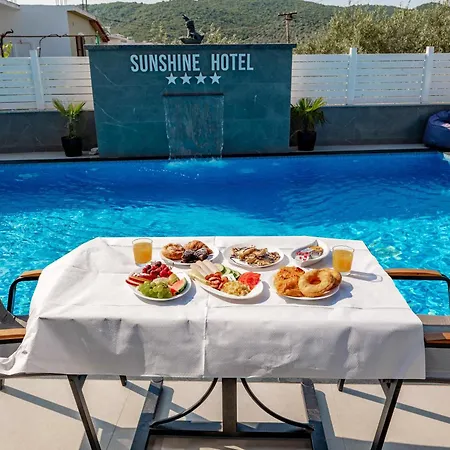 Sunshine Hotel-2