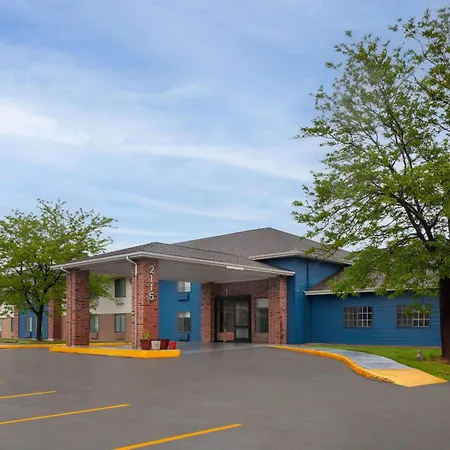 Americinn By Wyndham Reedsburg-3