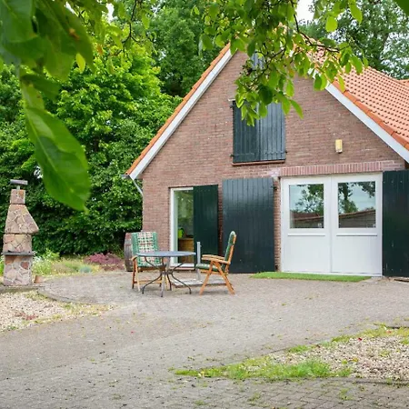 B&B Ruurlo Belle Rose-3