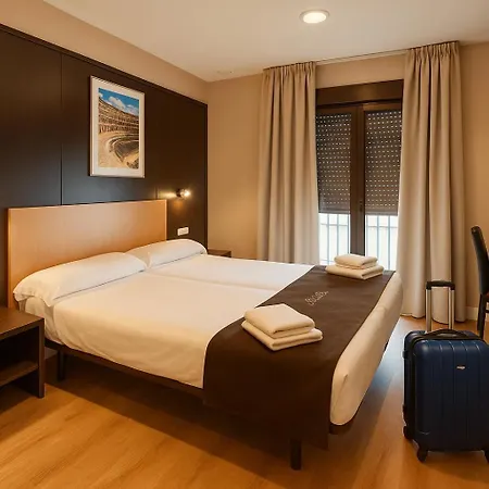 Hotel Plaza-3