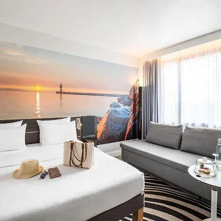 Novotel Hamburg City Alster-3