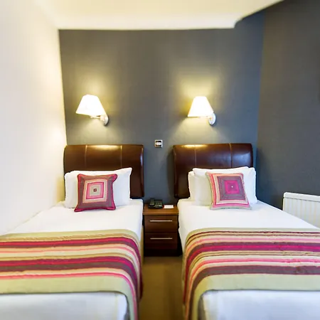 Best Western Burns Hotel Kensington-2