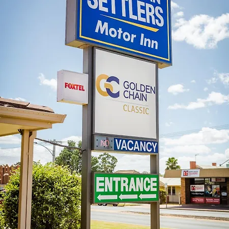 Australian Settlers Motor Inn-3