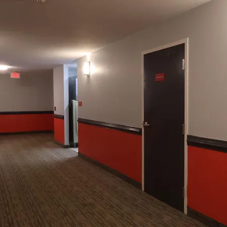 Super 8 By Wyndham Dawsonville-3