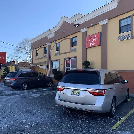 Red Carpet Inn Elmwood-2