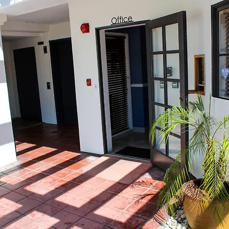 The Surfbreak Hotel-2