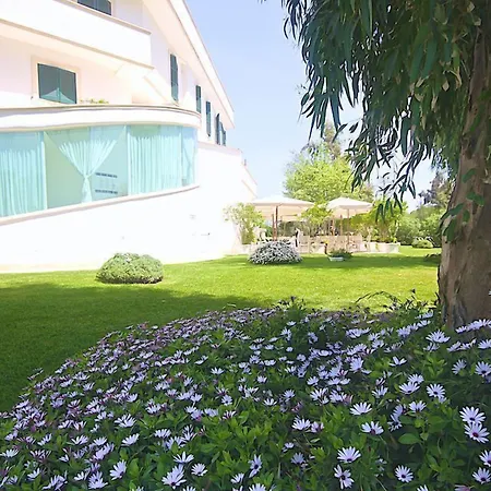 Il San Francesco Charming Hotel-2