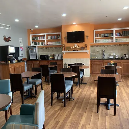 Guest House Inn Medical District Near Texas Tech Univ-2
