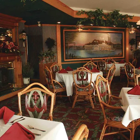 Fulton Steamboat Inn-3