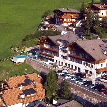 Hotel Interski-2
