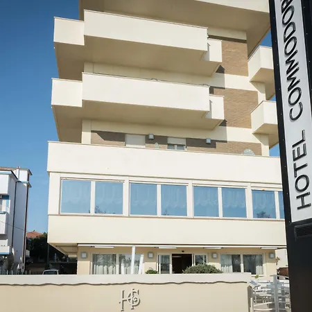 Hotel Commodore-3