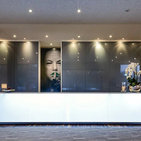 Legere Hotel Luxembourg-3
