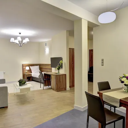 Hotel Miodowa-2