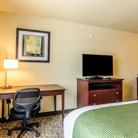 Cobblestone Inn & Suites - Oberlin-3