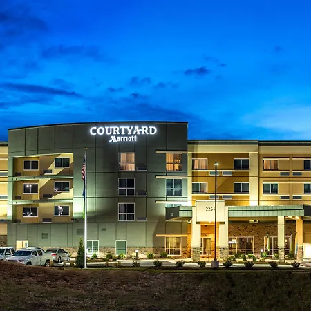 Courtyard By Marriott Somerset-3