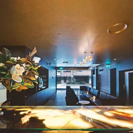 28 Hotel-3