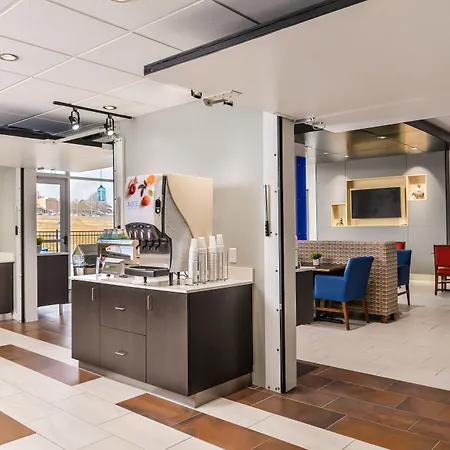 Holiday Inn Express & Suites - Kansas City - Lee'S Summit By Ihg-3
