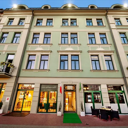 Plaza Boutique Hotel-3