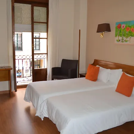Hotel Los Robles-2