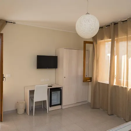 Donna Rosa Accommodation-3