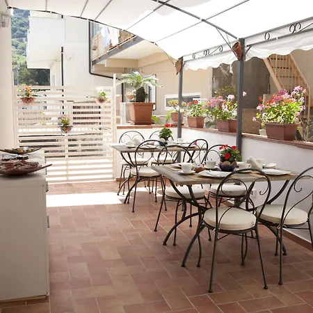 Donna Rosa Accommodation-2