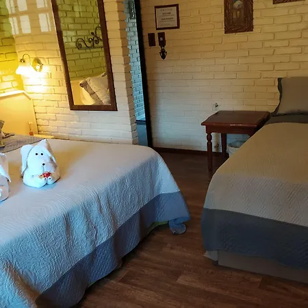 Pousada Casa Da Colina-2