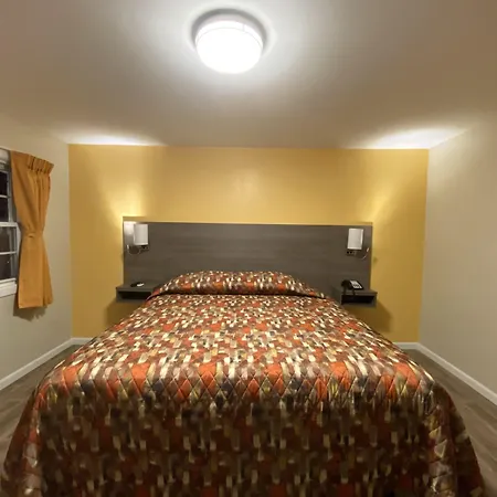 Sleepy Hollow Motel-2