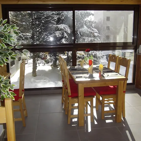 Hotel Valentin Pied Des Pistes-2